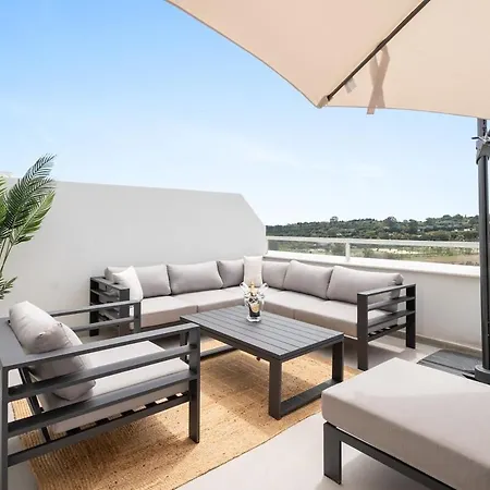 Amazing 3 Bedroom Penthouse Great Views Rdr482 * Estepona