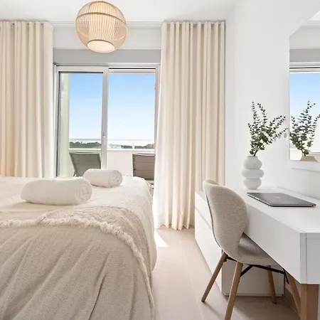 Amazing 3 Bedroom Penthouse Great Views Rdr482