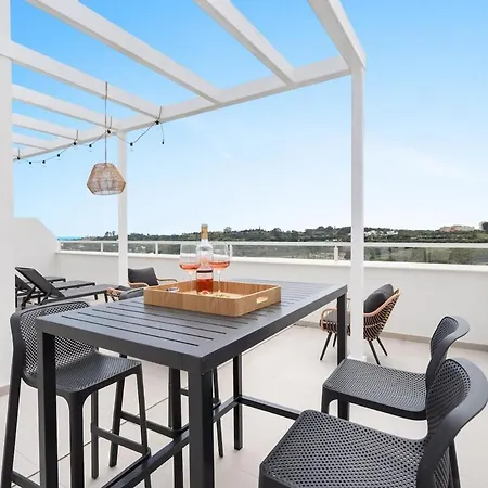 Amazing 3 Bedroom Penthouse Great Views Rdr482