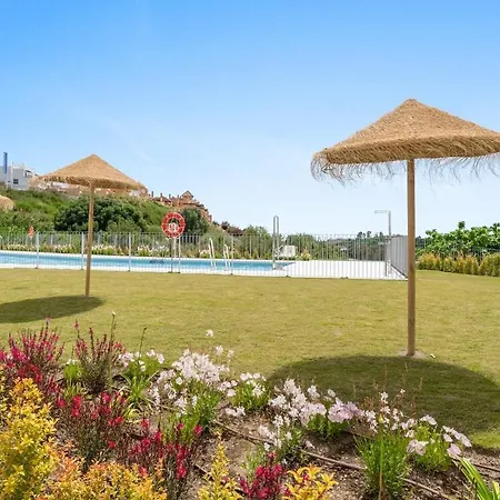 Amazing 3 Bedroom Penthouse Great Views Rdr482 Estepona